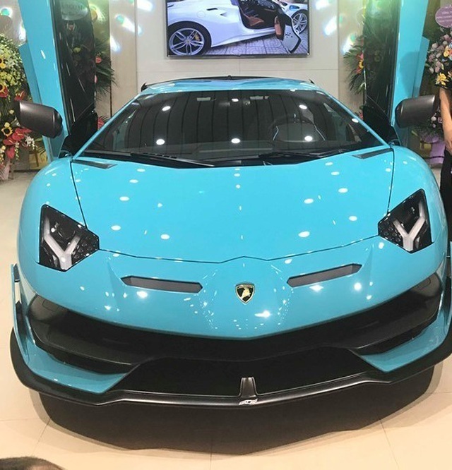 Hình ảnh về siêu xe Lamborghini