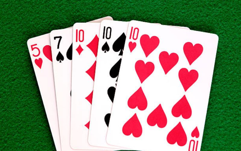 Tìm hiểu thứ tự Poker HitClub chi tiết cho người mới bắt đầu 