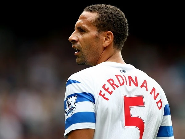 Rio Ferdinand bị "đe dọa" trước chuyến trở lại Old Trafford | Vietnam+ (VietnamPlus)