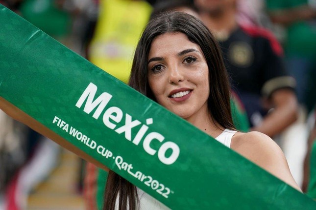 Vẻ đẹp xinh đẹp của CĐV Mexico tại World Cup 2022