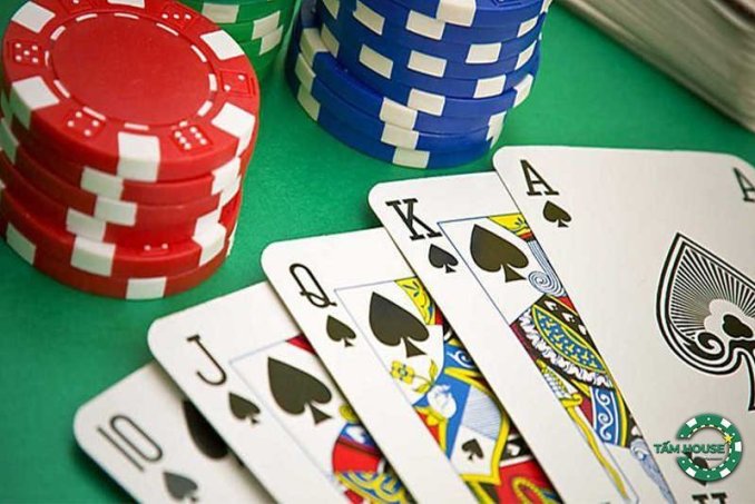 Chiến lược chơi poker tour để thắng pot tối ưu và hiệu quả