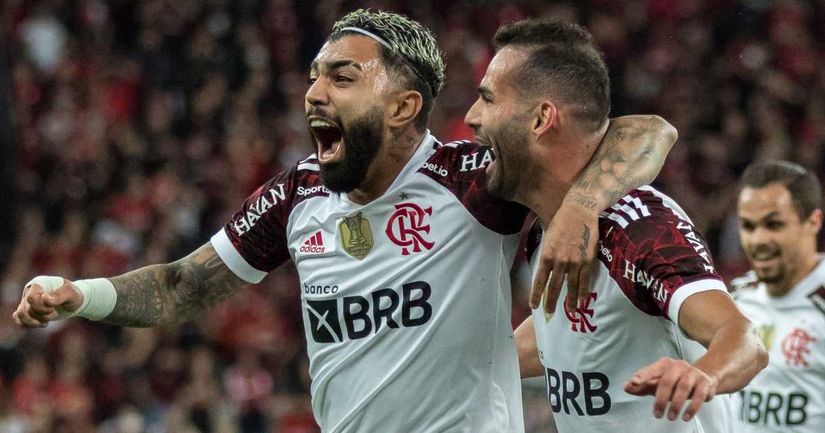 Arsenal, West Ham dẫn đầu danh sách theo đuổi tiền đạo ghi 83 bàn Gabriel Barbosa