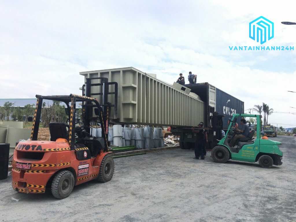 Cho thuê xe nâng container