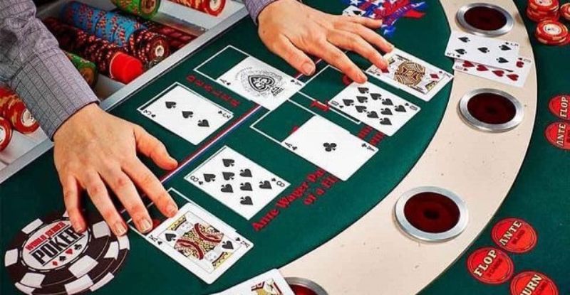 Kinh nghiệm chơi poker hiệu quả nhất từ một chuyên gia lâu năm