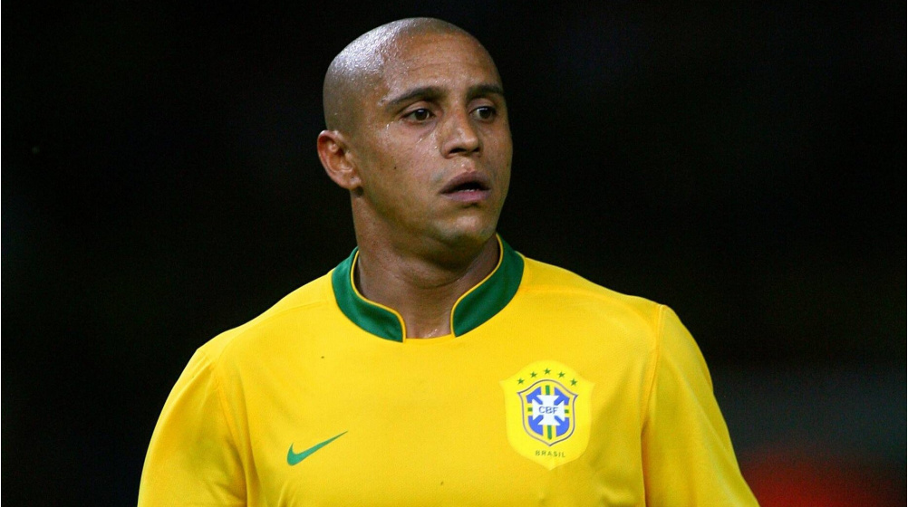 Roberto Carlos - Huyền thoại bóng đá Brazil